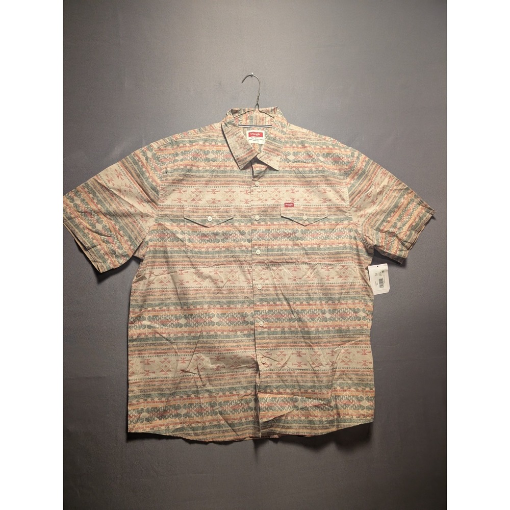 Wrangler Shirt Men's XL Multicolor Aztec Print Short Sleeve Collared Button Up